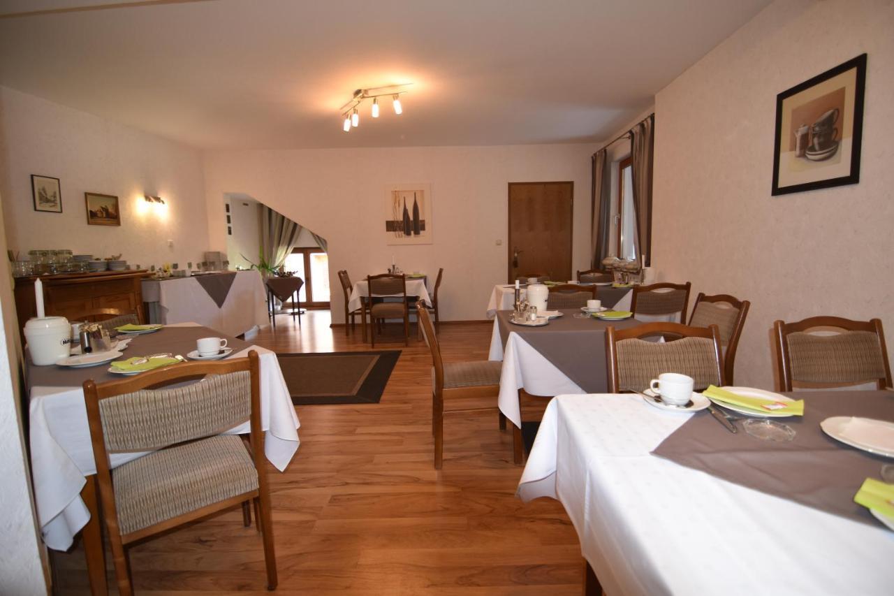 Gasthaus Deutsches Haus Garni Wunstorf Eksteriør billede